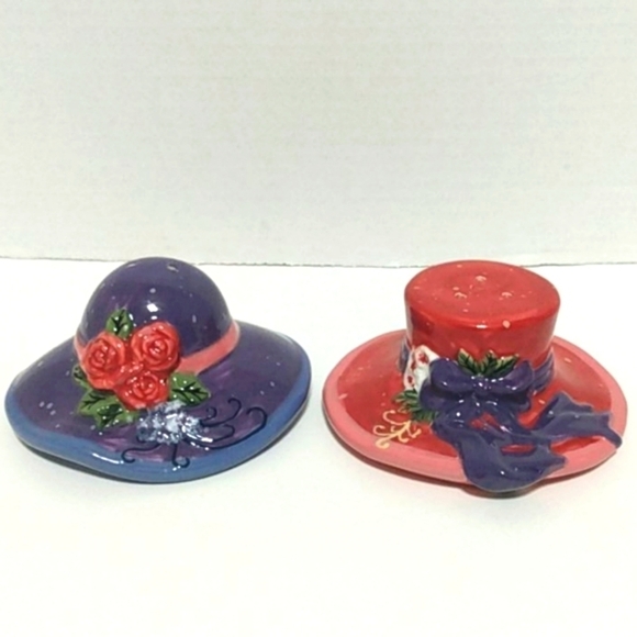 LADIES IN RED NWT SALT AND PEPPER SHAKER SET - Picture 2 of 5